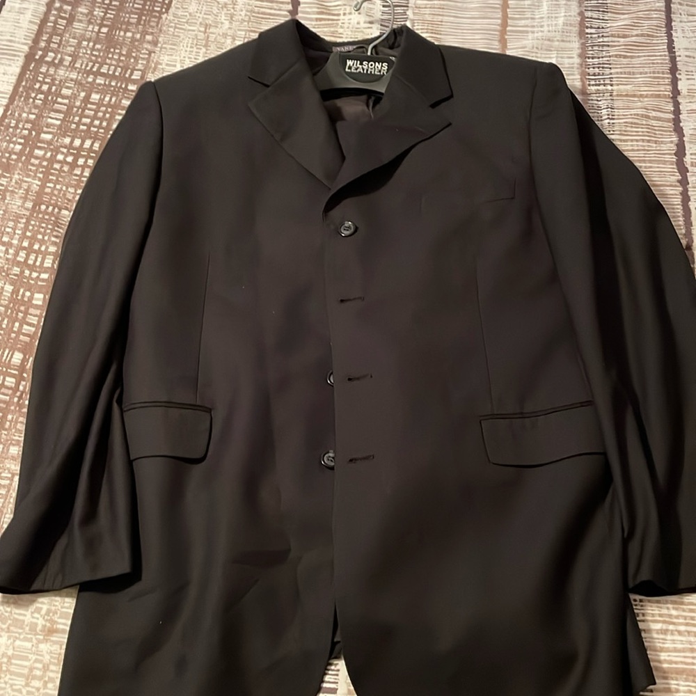 Men’s Black Suit ( Sizing in description)